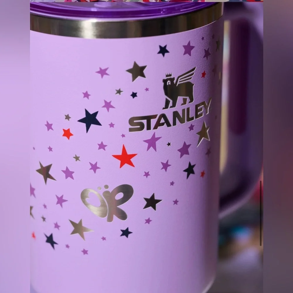 Olivia Rodrigo Stanley Collab limited edition 40 oz. Purple Tumbler BNWT box 💜 - Picture 5 of 6